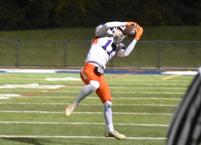 Genoa-Kingston, Hiawatha seasons end with playoff losses: Daily Chronicle football roundup — St. Charles Sports news