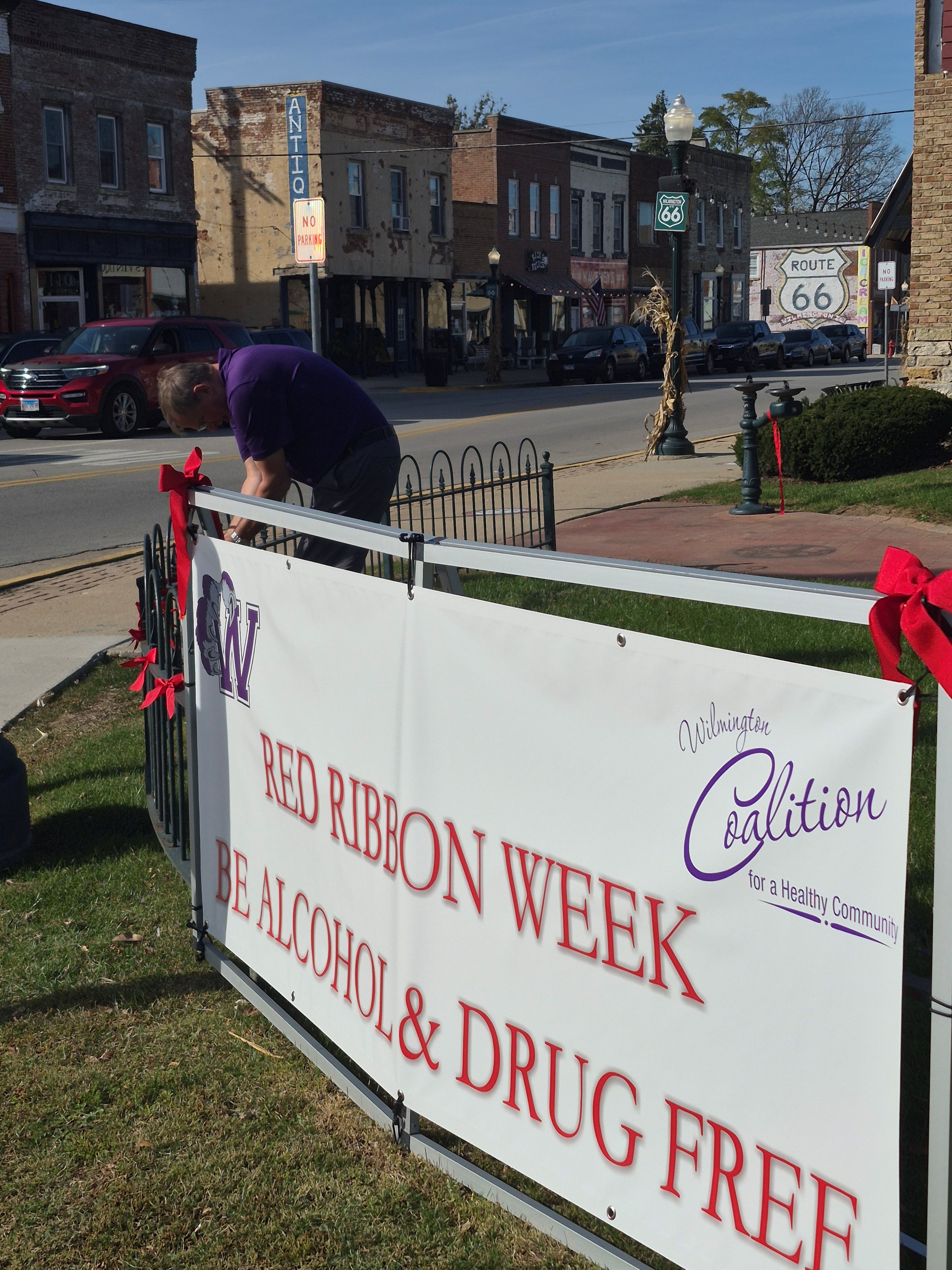 Wilmington pastors gather to pray for youth during Red Ribbon Week — St. Charles Health news